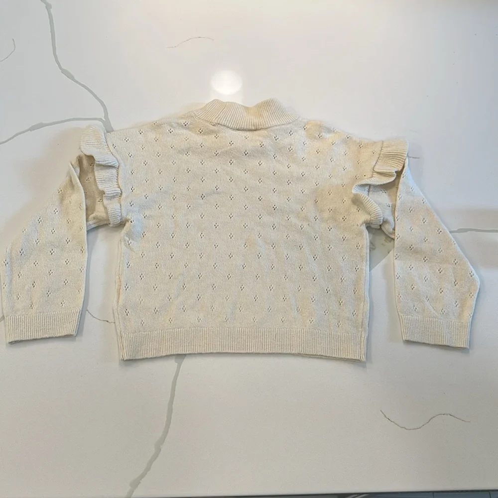 NWT Gap baby girls ruffled pointelle sweater oatmeal size 4 🤍